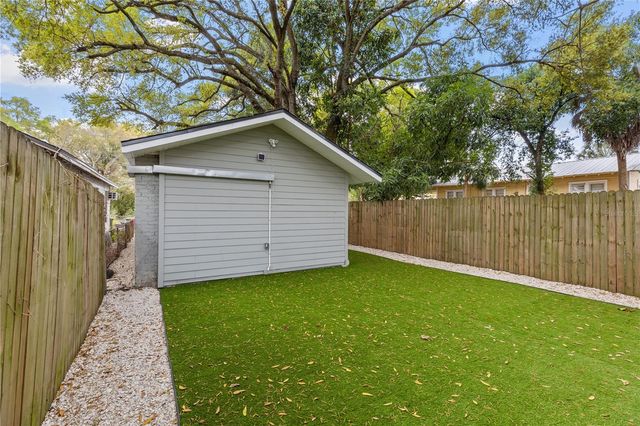 2410 E COLUMBUS DRIVE, Tampa, FL 33605