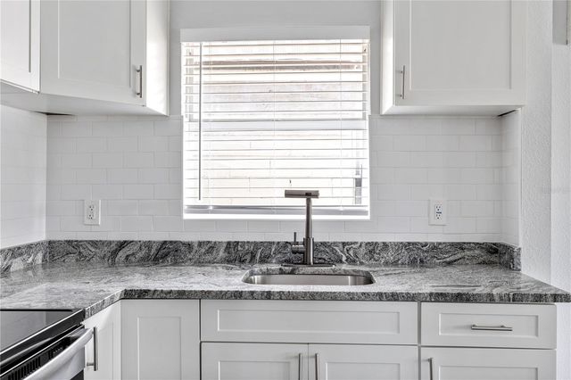 2410 E COLUMBUS DRIVE, Tampa, FL 33605