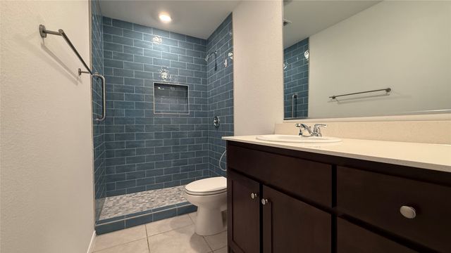 14065 Haggerston Drive, Pilot Point, TX 76258