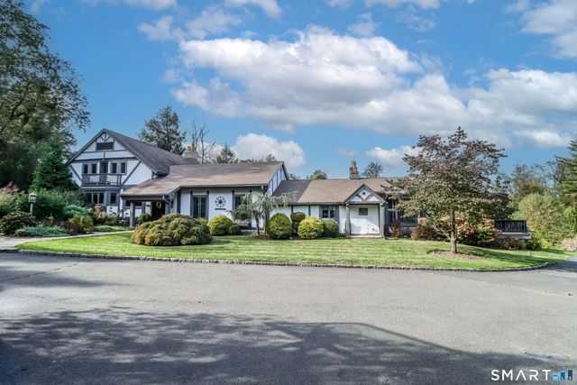 70 Obtuse Hill Road, Brookfield, CT 06804