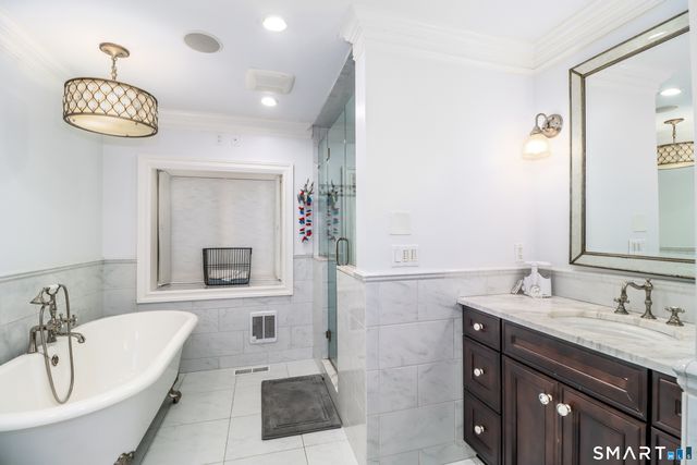 70 Obtuse Hill Road, Brookfield, CT 06804