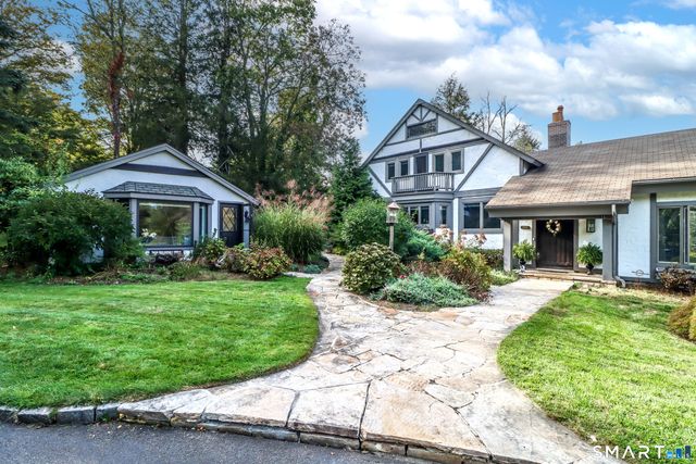 70 Obtuse Hill Road, Brookfield, CT 06804
