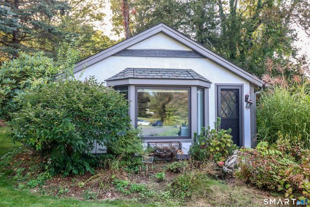70 Obtuse Hill Road, Brookfield, CT 06804
