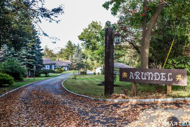 70 Obtuse Hill Road, Brookfield, CT 06804