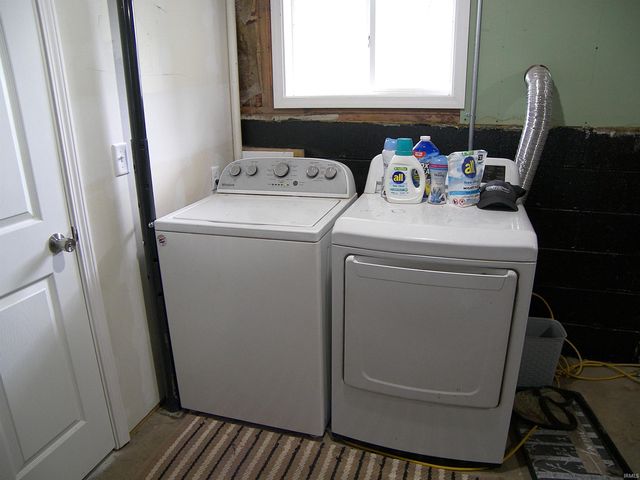 316 E Williams Street, Milford, IN 46542