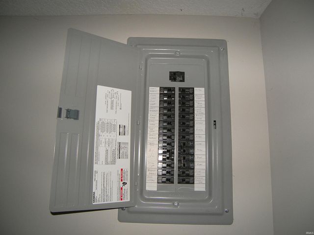 316 E Williams Street, Milford, IN 46542