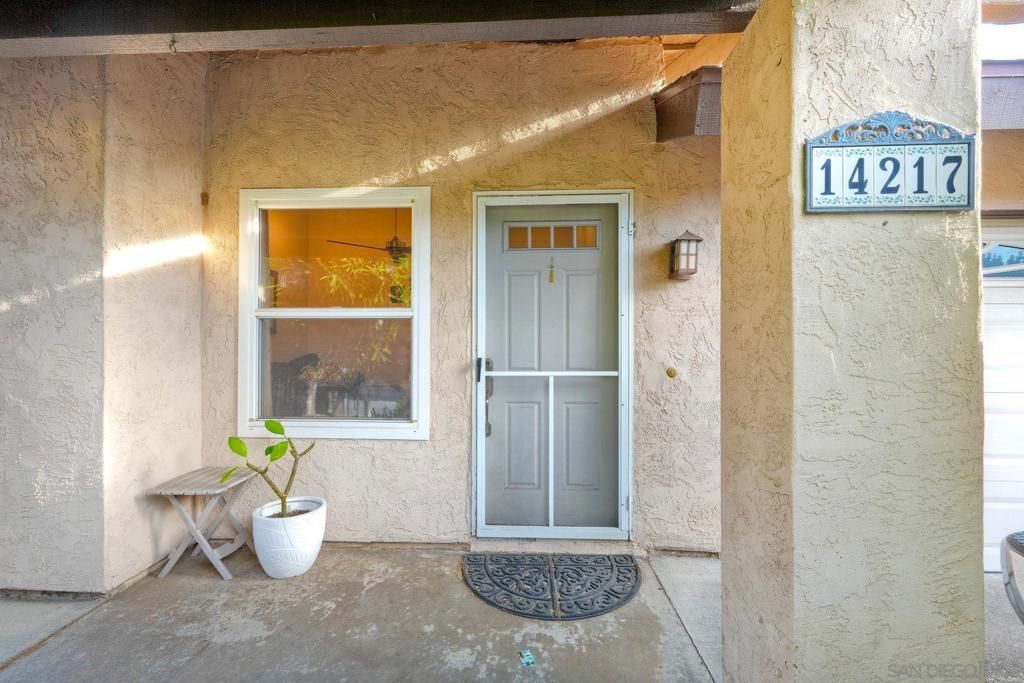 Image 5 of property listing at 14217 SUTTER MILL WAY, Poway, CA 92064