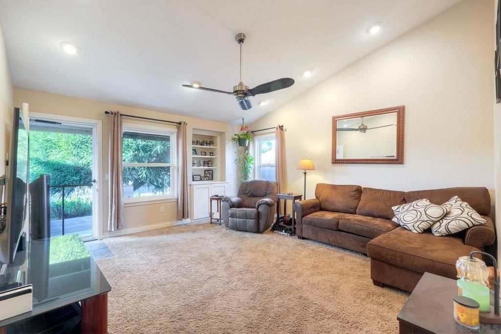 Image 7 of property listing at 14217 SUTTER MILL WAY, Poway, CA 92064