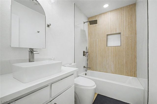 512 Macbrey Drive, Las Vegas, NV 89123