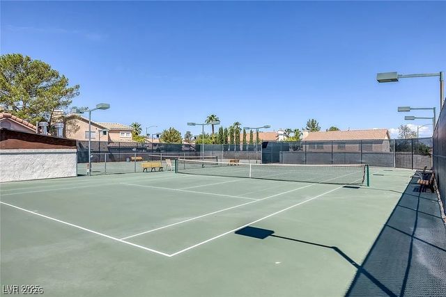 512 Macbrey Drive, Las Vegas, NV 89123