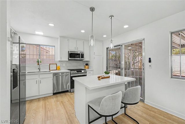 512 Macbrey Drive, Las Vegas, NV 89123