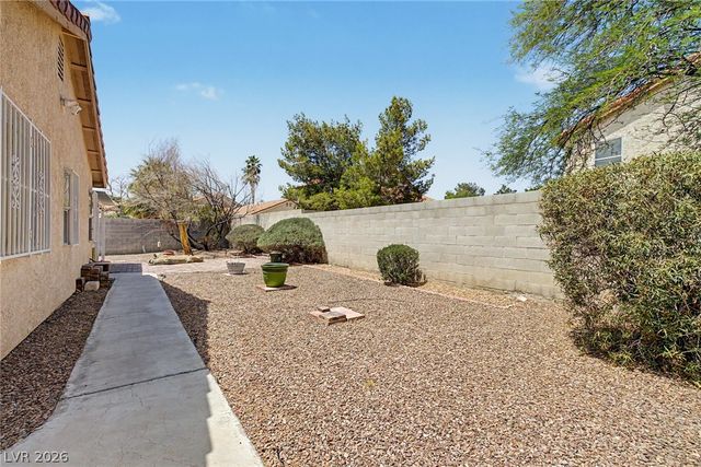 512 Macbrey Drive, Las Vegas, NV 89123
