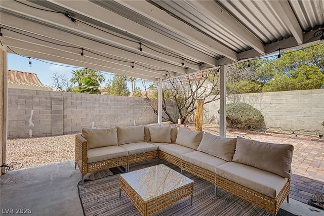 512 Macbrey Drive, Las Vegas, NV 89123