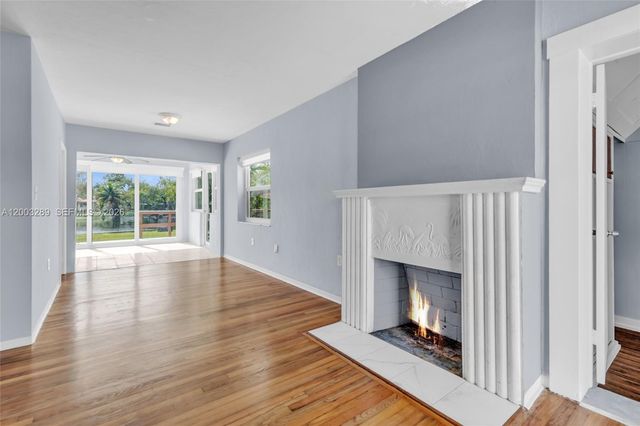 392 Payne Dr, Miami Springs, FL 33166