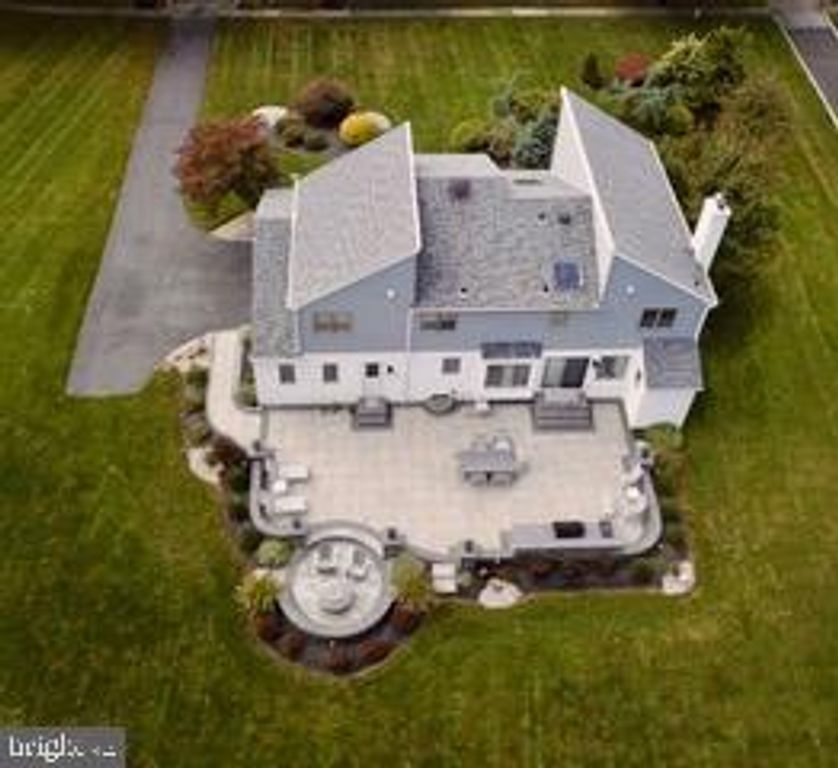 23 REMINGTON CIR, PRINCETON JUNCTION, NJ 08550 — photo 2