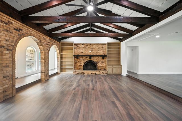 1815 Nora Drive, Pantego, TX 76013