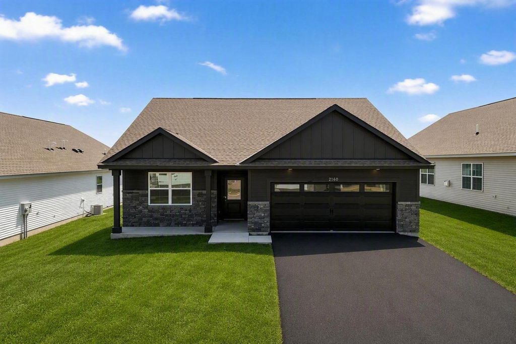 2140 Bluff Heights Drive, Shakopee, MN 55379 — photo 5