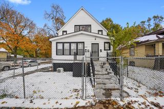 11201 S Normal Avenue, Chicago, IL 60628