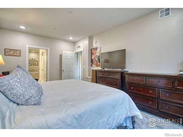 2417 Calais Drive 19D, Longmont, CO 80504