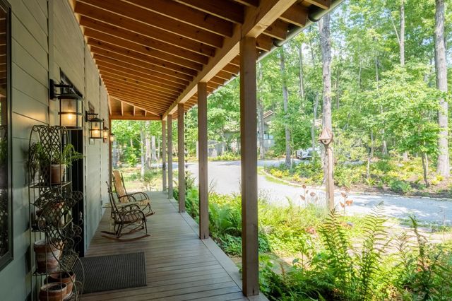 201 Water View Ln, Monteagle, TN 37356