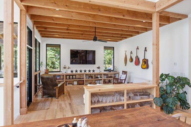 201 Water View Ln, Monteagle, TN 37356