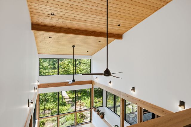 201 Water View Ln, Monteagle, TN 37356