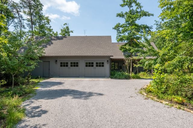 201 Water View Ln, Monteagle, TN 37356