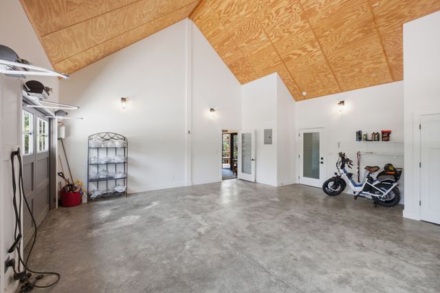 201 Water View Ln, Monteagle, TN 37356