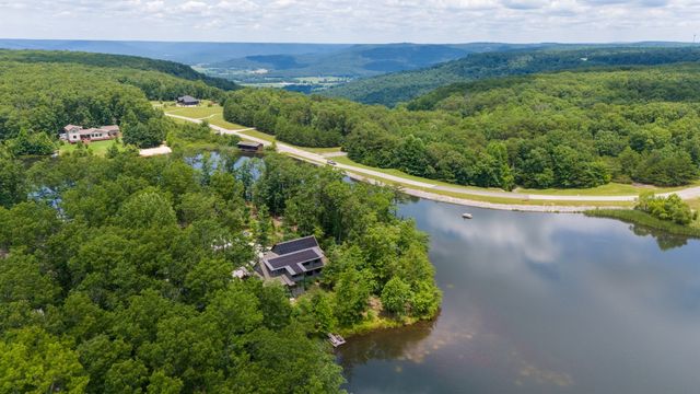 201 Water View Ln, Monteagle, TN 37356
