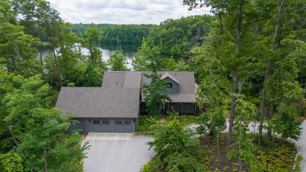 201 Water View Ln, Monteagle, TN 37356