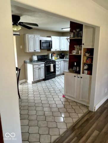 703 Redfern Drive, Beech Grove, IN 46107