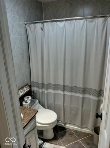 703 Redfern Drive, Beech Grove, IN 46107