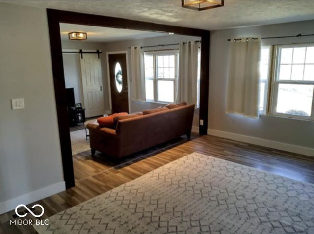 703 Redfern Drive, Beech Grove, IN 46107