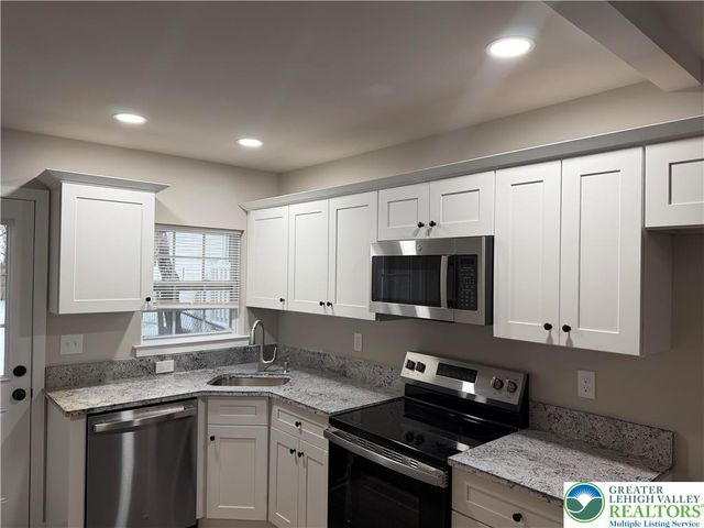 38 West North, Bethlehem City, PA 18018