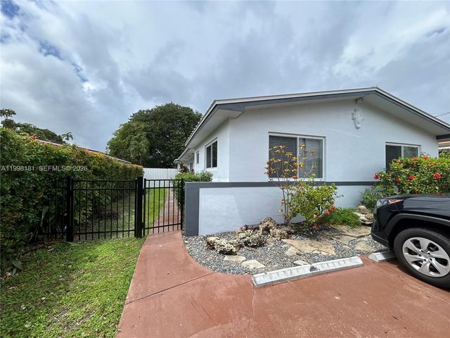 2804 SW 35th Ave 2804, Miami, FL 33133