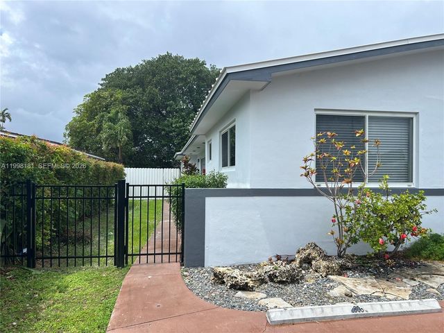 2804 SW 35th Ave 2804, Miami, FL 33133