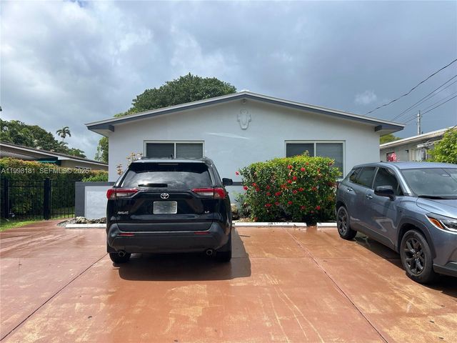 2804 SW 35th Ave 2804, Miami, FL 33133