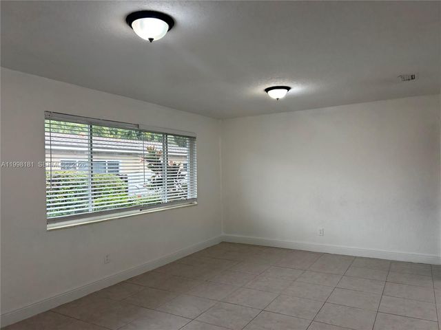 2804 SW 35th Ave 2804, Miami, FL 33133