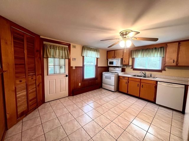 13 Hancock, Shrewsbury, MA 01545