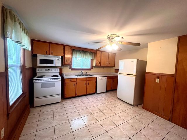 13 Hancock, Shrewsbury, MA 01545
