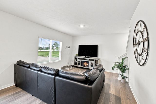 722 Valerie Drive, Plain City, OH 43064