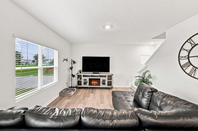 722 Valerie Drive, Plain City, OH 43064