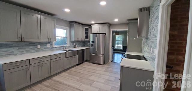 6030 Old Providence Road, Charlotte, NC 28226