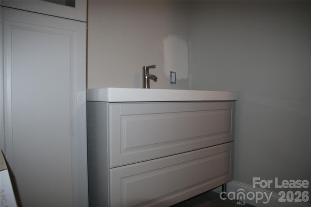 6030 Old Providence Road, Charlotte, NC 28226