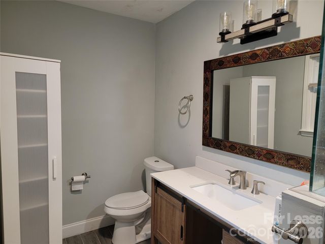 6030 Old Providence Road, Charlotte, NC 28226