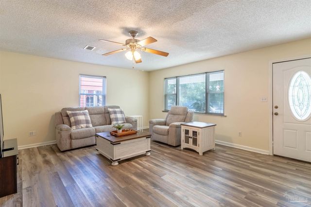 4935 Carl Booker Rd, Milton, FL 32583