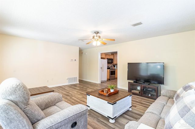 4935 Carl Booker Rd, Milton, FL 32583