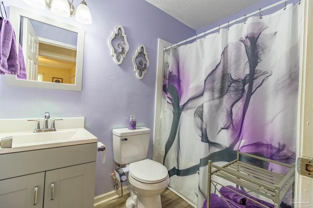 4935 Carl Booker Rd, Milton, FL 32583