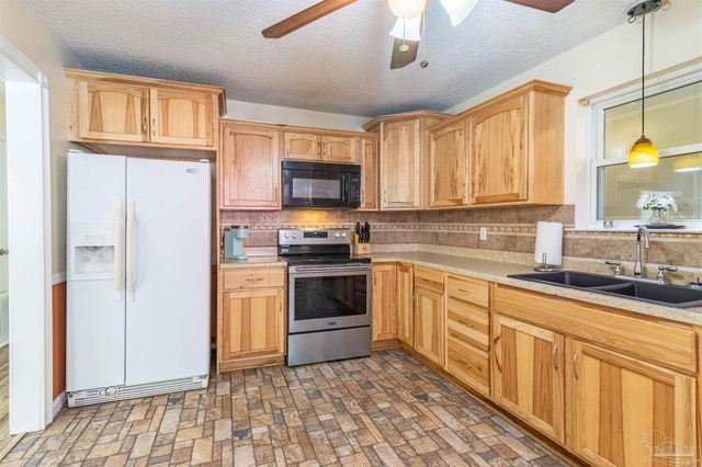 4935 Carl Booker Rd, Milton, FL 32583