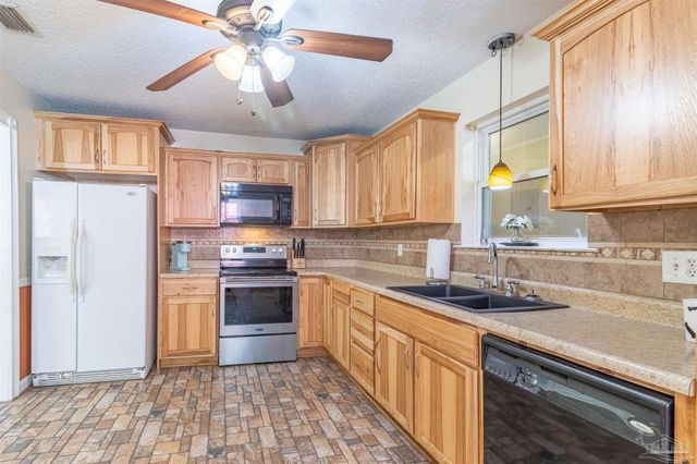 4935 Carl Booker Rd, Milton, FL 32583